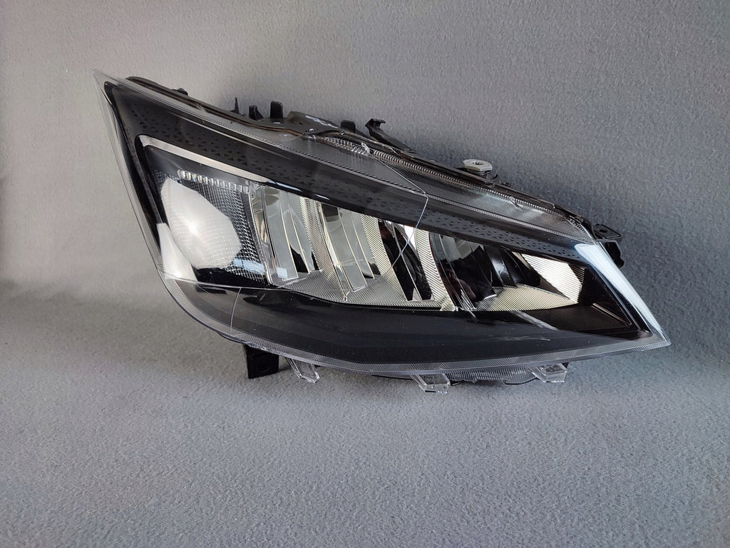 Frontscheinwerfer Seat Ibiza I V 6F1941006F LED Rechts Scheinwerfer Headlight SCH6642590074pq