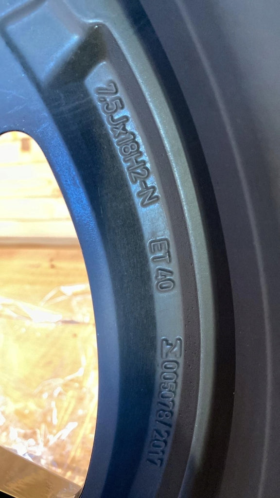 1x Alufelge 18 Zoll 7.5" 5x112 40ET Glanz A2064011700 Mercedes-Benz W206 FEL5253955178fb