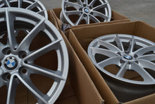 Load image into Gallery viewer, 4x Alufelge 17 Zoll 7.5" 5x112 27ET Glanz Silber 6868217 BMW 5 G30 G20 Rim Wheel FEL7737645814oi