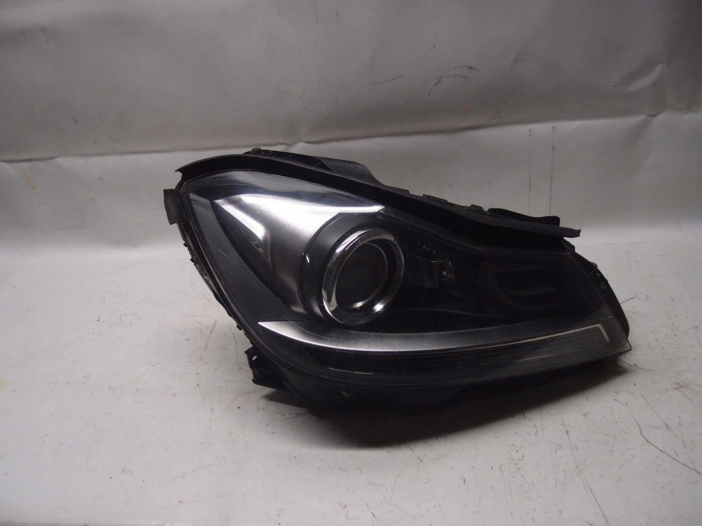 Frontscheinwerfer Mercedes-Benz W204 A2048204439 Xenon Rechts Headlight