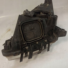Laden Sie das Bild in den Galerie-Viewer, Frontscheinwerfer Toyota Prius Rechts Scheinwerfer Headlight SCH5742831397wq