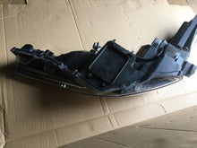 Laden Sie das Bild in den Galerie-Viewer, Frontscheinwerfer Toyota Chr C-Hr 81110-F4031-00 LED Rechts Headlight