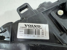 Laden Sie das Bild in den Galerie-Viewer, Frontscheinwerfer Volvo V60 I 31698825 Xenon Rechts Scheinwerfer Headlight SCH7443457778jf