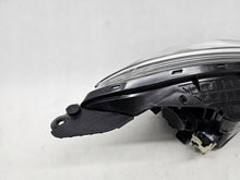 Load image into Gallery viewer, Frontscheinwerfer Hyundai I10 92101-B9 Links Scheinwerfer Headlight SCH8120325953mg