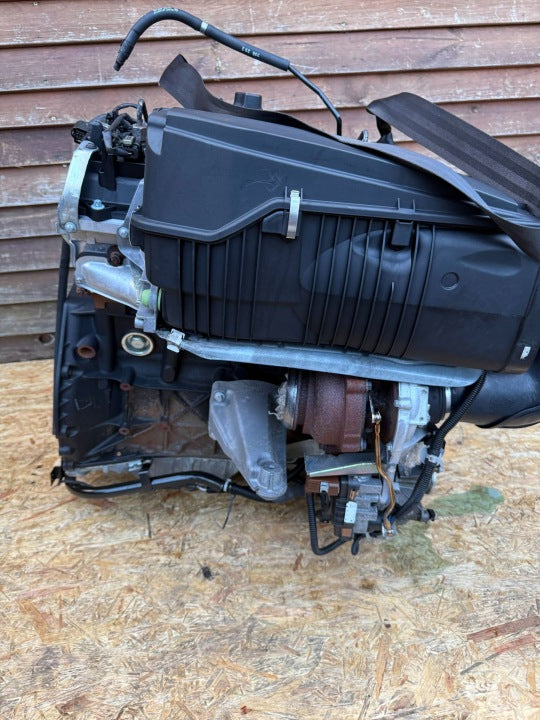 Motor Mercedes-Benz W204 XLV3178 2.2 CDI Diesel Engine Unkomplett MOT8883109202hx