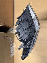 Laden Sie das Bild in den Galerie-Viewer, Frontscheinwerfer Renault Megane III 080315 Links Scheinwerfer Headlight SCH6674523524io