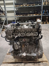 Laden Sie das Bild in den Galerie-Viewer, Motor Mercedes-Benz Slc M274910 1.8 CGI 47TKm 2017 Benzin Engine Unkomplett