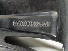 Load image into Gallery viewer, 1x Alufelge 17 Zoll 6.5" 5x112 41ET Glanz Silber 3V0601025AH Mg Superb Rim Wheel FEL7787737136le