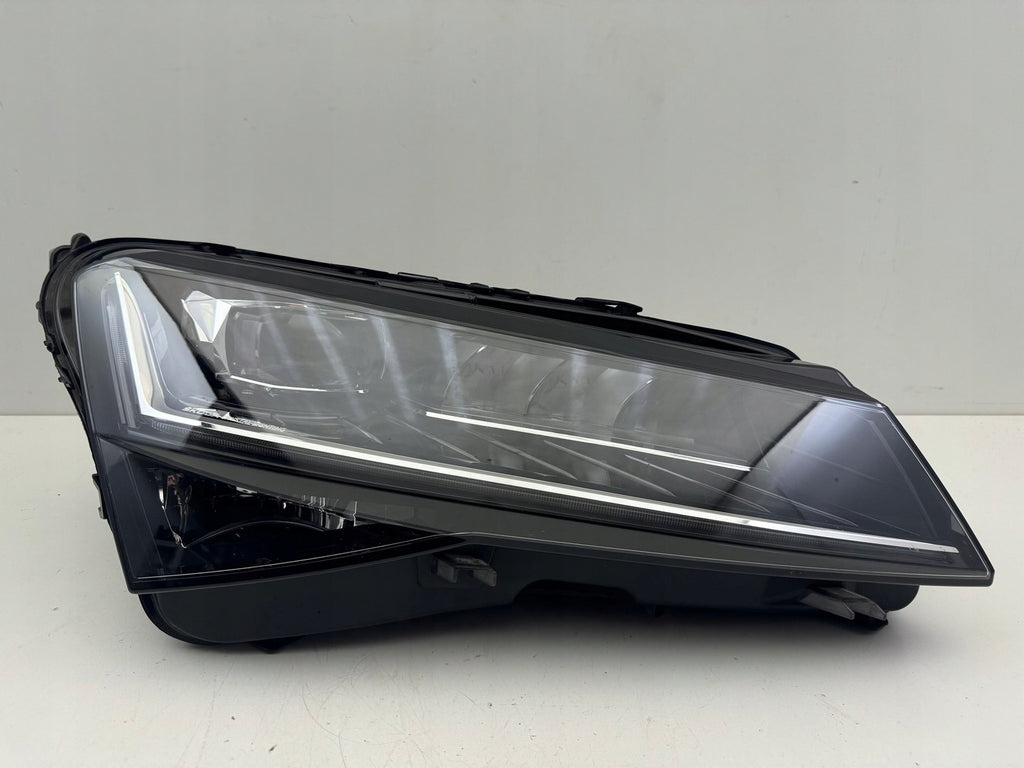 Frontscheinwerfer Skoda Superb III 3V1941016D LED Rechts Scheinwerfer Headlight