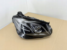 Load image into Gallery viewer, Frontscheinwerfer Mercedes-Benz W213 A2139069608 Rechts Scheinwerfer Headlight SCH8578840518fb