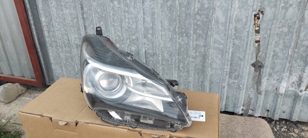 Frontscheinwerfer Toyota Yaris LED Rechts Scheinwerfer Headlight