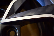 Load image into Gallery viewer, 1x Alufelge 16 Zoll 7.0&quot; 5x100 46ET Glanz Grau 6V0601025 Mg Fabia Iii Rim Wheel