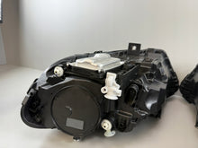 Laden Sie das Bild in den Galerie-Viewer, Frontscheinwerfer Mercedes-Benz A1779066304 LED Ein Satz Scheinwerfer Headlight SCH3566921770ym