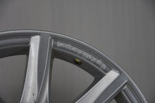 Load image into Gallery viewer, 1x Alufelge 16 Zoll 6.5" 5x114.3 39ET Glanz Silber PZ406-E8675 Toyota Rim Wheel FEL5882525534ln