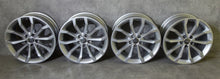 Laden Sie das Bild in den Galerie-Viewer, 4x Alufelge 18 Zoll 8.0&quot; 5x112 40ET Glanz Silber 8W0601025 Audi A4 Rim Wheel