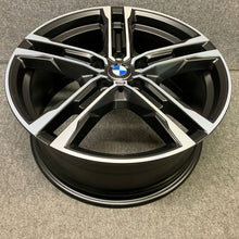Laden Sie das Bild in den Galerie-Viewer, 4x Alufelge 18 Zoll 8.0" 5x112 57ET Glanz Graphit 8092352 BMW 1 F40 Mg Rim Wheel FEL2050205914zt