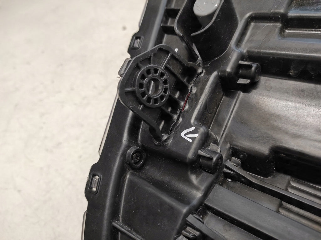 Frontscheinwerfer Hyundai Kona 92102BE100- Full LED Rechts oder Links