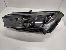 Laden Sie das Bild in den Galerie-Viewer, Frontscheinwerfer Skoda Enyaq 5LB941015G Full LED Links Scheinwerfer Headlight SCH8063488030ea