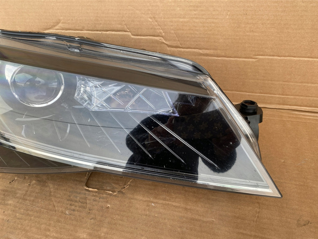 Frontscheinwerfer Skoda Superb III 3V1941016B Xenon Rechts Headlight