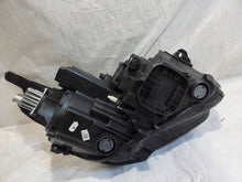 Laden Sie das Bild in den Galerie-Viewer, Frontscheinwerfer Opel Crossland X 13467967 Links Scheinwerfer Headlight SCH3195619848wx