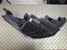 Load image into Gallery viewer, Frontscheinwerfer Hyundai I20 II 92101C8 92101C8000 Links Scheinwerfer Headlight