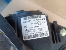 Load image into Gallery viewer, Frontscheinwerfer Volvo C30 31299827 Xenon Ein Stück (Rechts oder Links) SCH8979487081dz