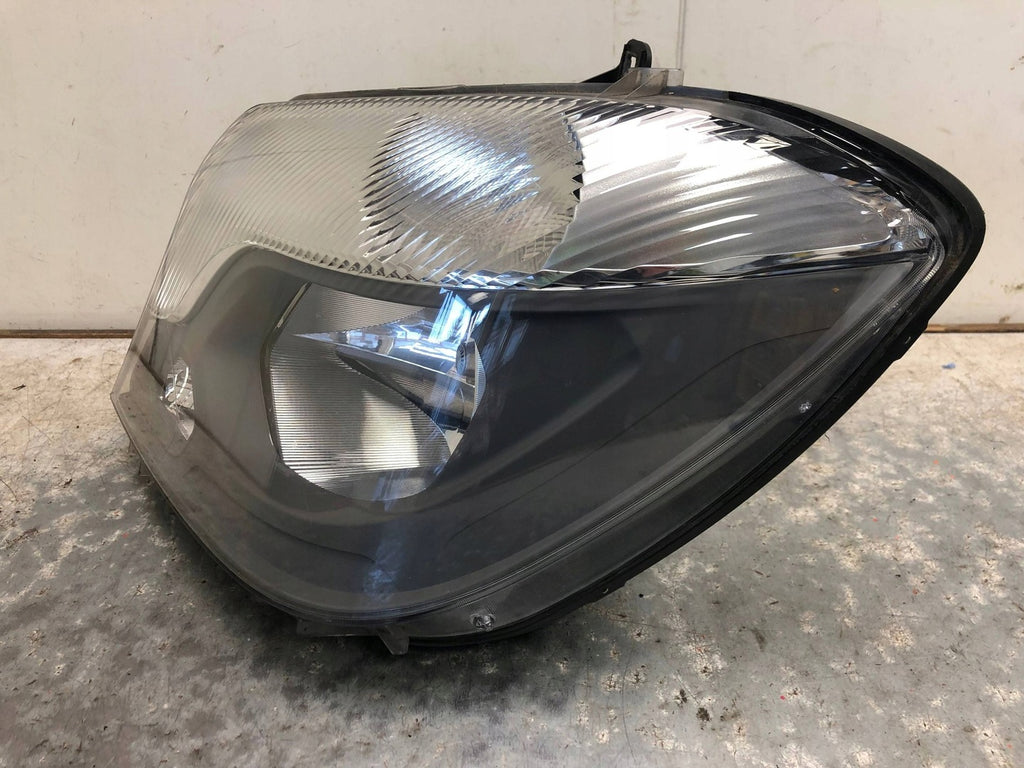 Frontscheinwerfer Mercedes-Benz A9068205600 Links Scheinwerfer Headlight SCH8880088289li