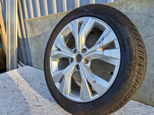 Load image into Gallery viewer, 1x Alufelge 18 Zoll 7.0" 5x112 575601025AL Seat Ateca Rim Wheel FEL1537656823is