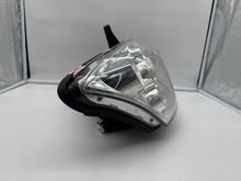 Laden Sie das Bild in den Galerie-Viewer, Frontscheinwerfer Mercedes-Benz Viano W639 Vito A639820296 Rechts Headlight SCH8952073020zu