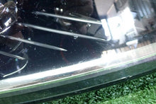 Load image into Gallery viewer, Frontscheinwerfer Skoda Octavia III 5E1941016D Rechts Scheinwerfer Headlight SCH4606519214po
