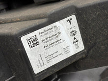 Laden Sie das Bild in den Galerie-Viewer, Frontscheinwerfer Tesla Model Y 1514952 1514953 Full LED Ein Satz Headlight