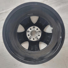 Laden Sie das Bild in den Galerie-Viewer, 1x Alufelge 18 Zoll 8.0" 5x112 43ET Glanz Schwarz A2134013700 Mercedes-Benz W213 FEL2624464695vo
