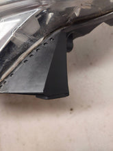Laden Sie das Bild in den Galerie-Viewer, Frontscheinwerfer Peugeot 508 9687580680 Xenon Ein Satz Scheinwerfer Headlight SCH3379750427bw