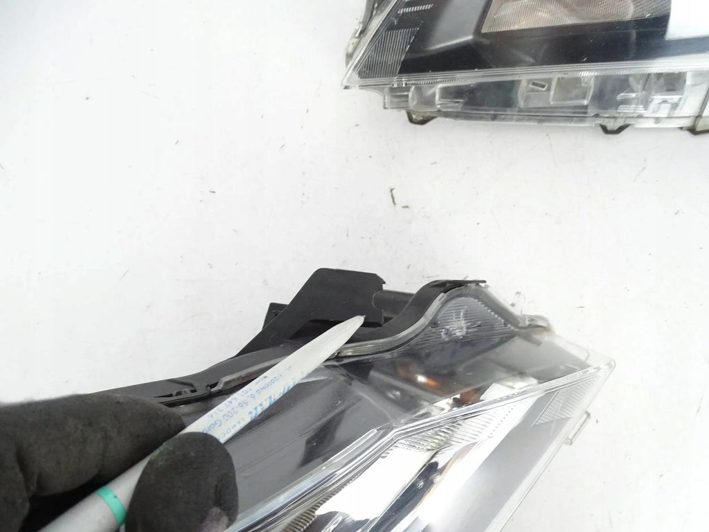 Frontscheinwerfer Toyota Yaris PJT4410 Rechts Scheinwerfer Headlight