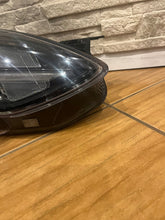 Laden Sie das Bild in den Galerie-Viewer, Frontscheinwerfer Ford Focus JX7B-13E014-CE Full LED Rechts Headlight SCH9776222757uf