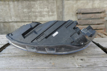 Laden Sie das Bild in den Galerie-Viewer, Frontscheinwerfer Ford Focus MX7B-13E014-CD Rechts Scheinwerfer Headlight