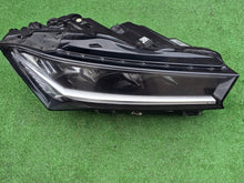 Load image into Gallery viewer, Frontscheinwerfer Skoda Superb 3P1941016 Rechts Scheinwerfer Headlight SCH6266598912pw