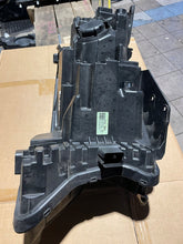 Laden Sie das Bild in den Galerie-Viewer, Frontscheinwerfer Kia Sorento IV 92101-P2120 Full LED Rechts oder Links SCH1565637969sn