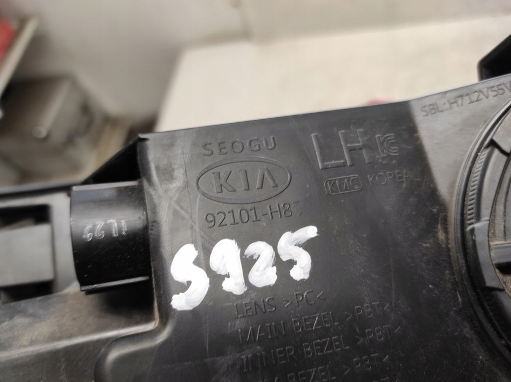 Frontscheinwerfer Kia Stonic 17-92101-H8 PAW3725 Links Scheinwerfer Headlight SCH8456145605mi