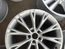 Load image into Gallery viewer, 1x Alufelge 19 Zoll 9.0" 5x112 33ET Glanz Silber 4H0601025G Audi Rim Wheel FEL7492851968ij