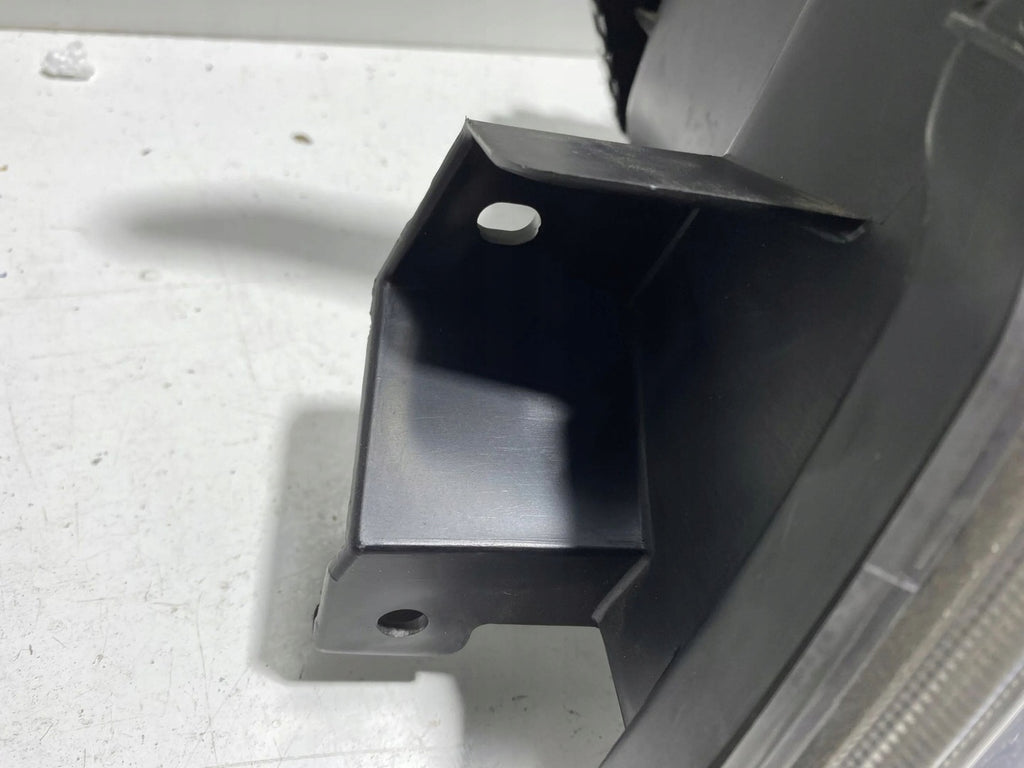 Frontscheinwerfer Mitsubishi Pajero III 10087419 12V6055W Links Headlight