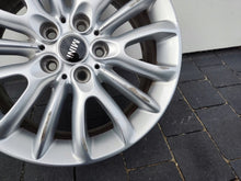 Laden Sie das Bild in den Galerie-Viewer, 1x Alufelge 17 Zoll 7.5&quot; 5x112 54ET Glanz Schwarz 36116856046 Mini Clubman F54