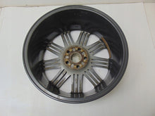 Laden Sie das Bild in den Galerie-Viewer, 1x Alufelge 18 Zoll 7.5" 5x114.3 45ET Glanz Silber PZ406-X0679 Toyota Rim Wheel FEL9063423798sk