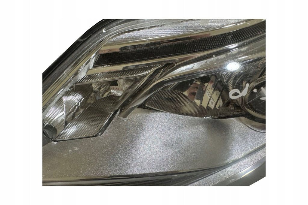 Frontscheinwerfer Ford Focus 1482114822 1481914820 Links Scheinwerfer Headlight SCH6221250840vl