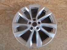 Laden Sie das Bild in den Galerie-Viewer, 1x Alufelge 18 Zoll 7.0" 5x112 45ET 57A601025AS Skoda Karoq Rim Wheel FEL1433830421vd