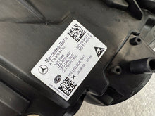 Laden Sie das Bild in den Galerie-Viewer, Frontscheinwerfer Mercedes-Benz Cla A1189068400 Full LED Rechts Headlight SCH6901584452mh