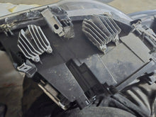 Laden Sie das Bild in den Galerie-Viewer, Frontscheinwerfer BMW 5 F11 F10 720324517 Links Scheinwerfer Headlight SCH6958788732zf