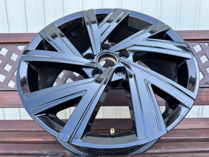1x Alufelge 18 Zoll 7.5" 5x112 51ET Glanz Schwarz 5H0601025M VW Golf Viii FEL1104875070fl
