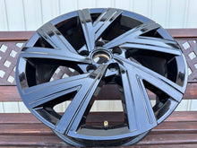Load image into Gallery viewer, 1x Alufelge 18 Zoll 7.5" 5x112 51ET Glanz Schwarz 5H0601025M VW Golf Viii FEL1104875070fl