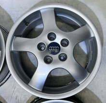 Laden Sie das Bild in den Galerie-Viewer, 4x Alufelge 16 Zoll 7.0" 5x112 48ET Glanz Silber KBA45563 Rim Wheel FEL4251566719ql